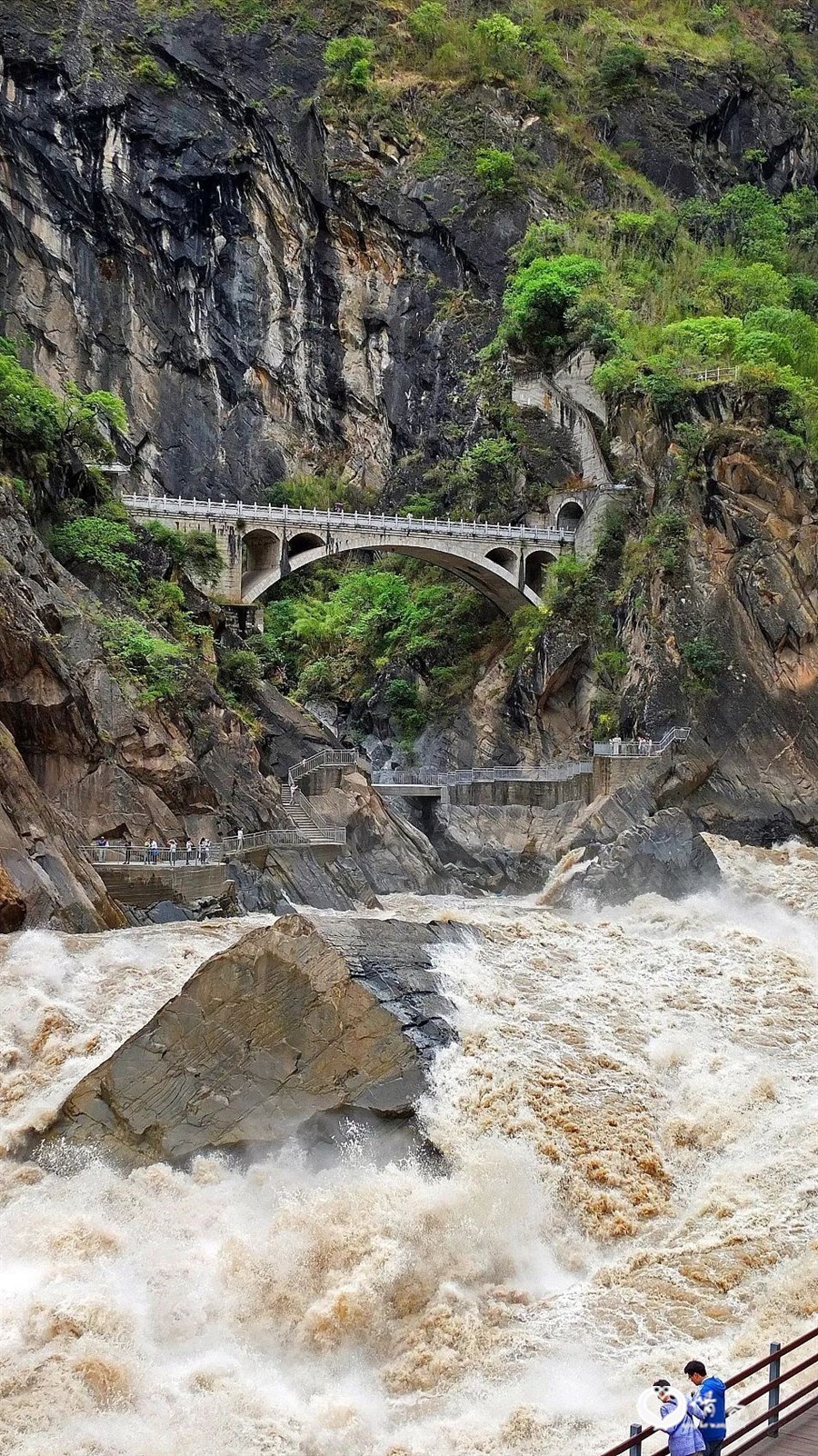 云南金沙江虎跳峡